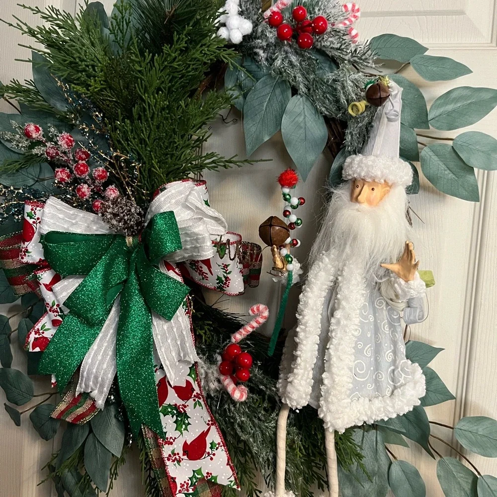 Festive Holiday Wreath with Santa and Green Accents